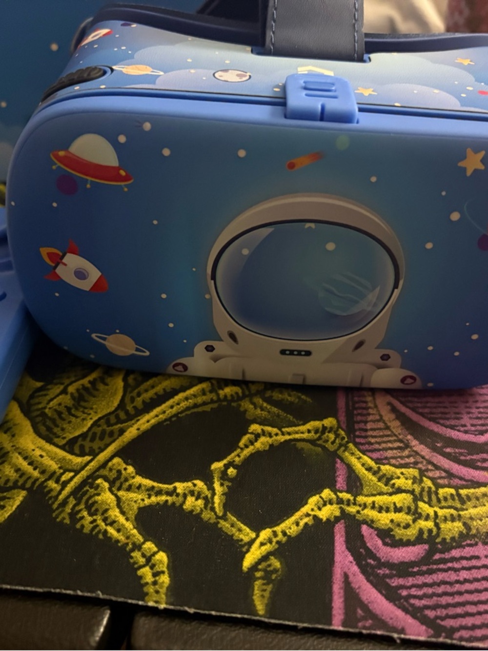 Children's Space VR Headset in Blue